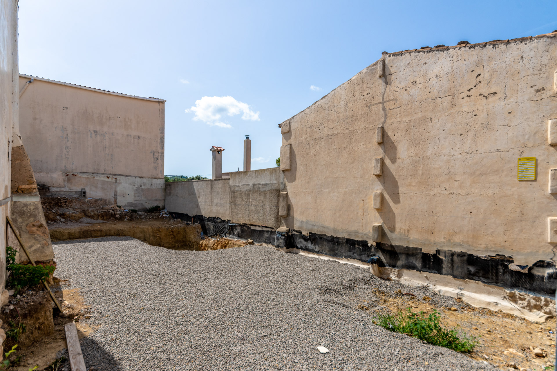 Grundstück mit genehmigtem Bauprojekt in guter Lage in Capdepera kaufen