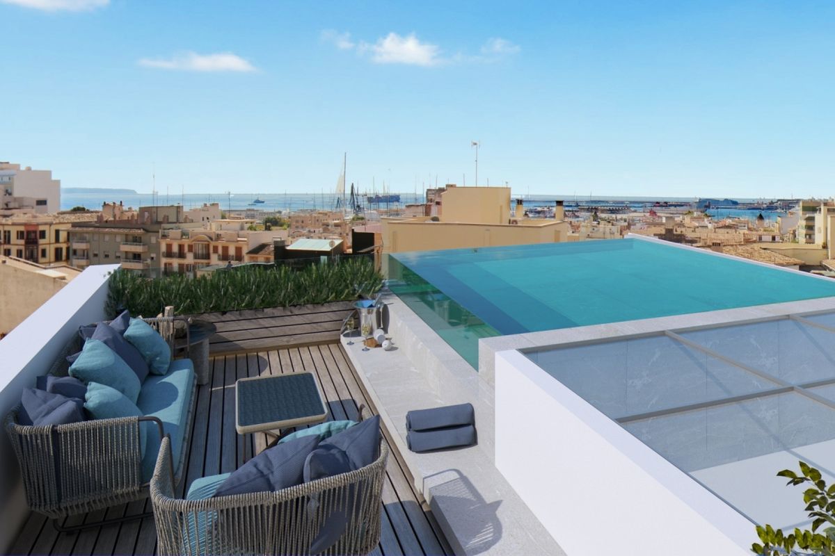 Exclusive apartment with roof terrace, pool and wonderful views in