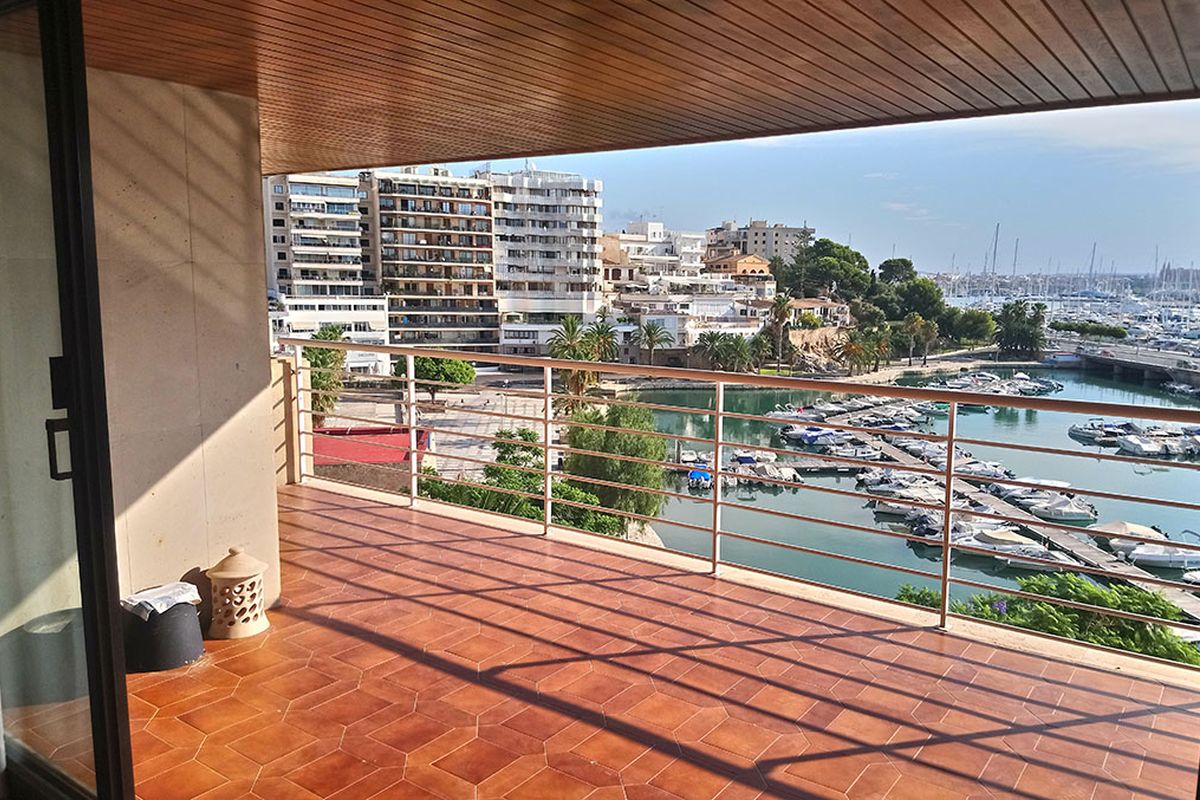 Tolle Wohnung mit Hafenblick in Palma - Miete