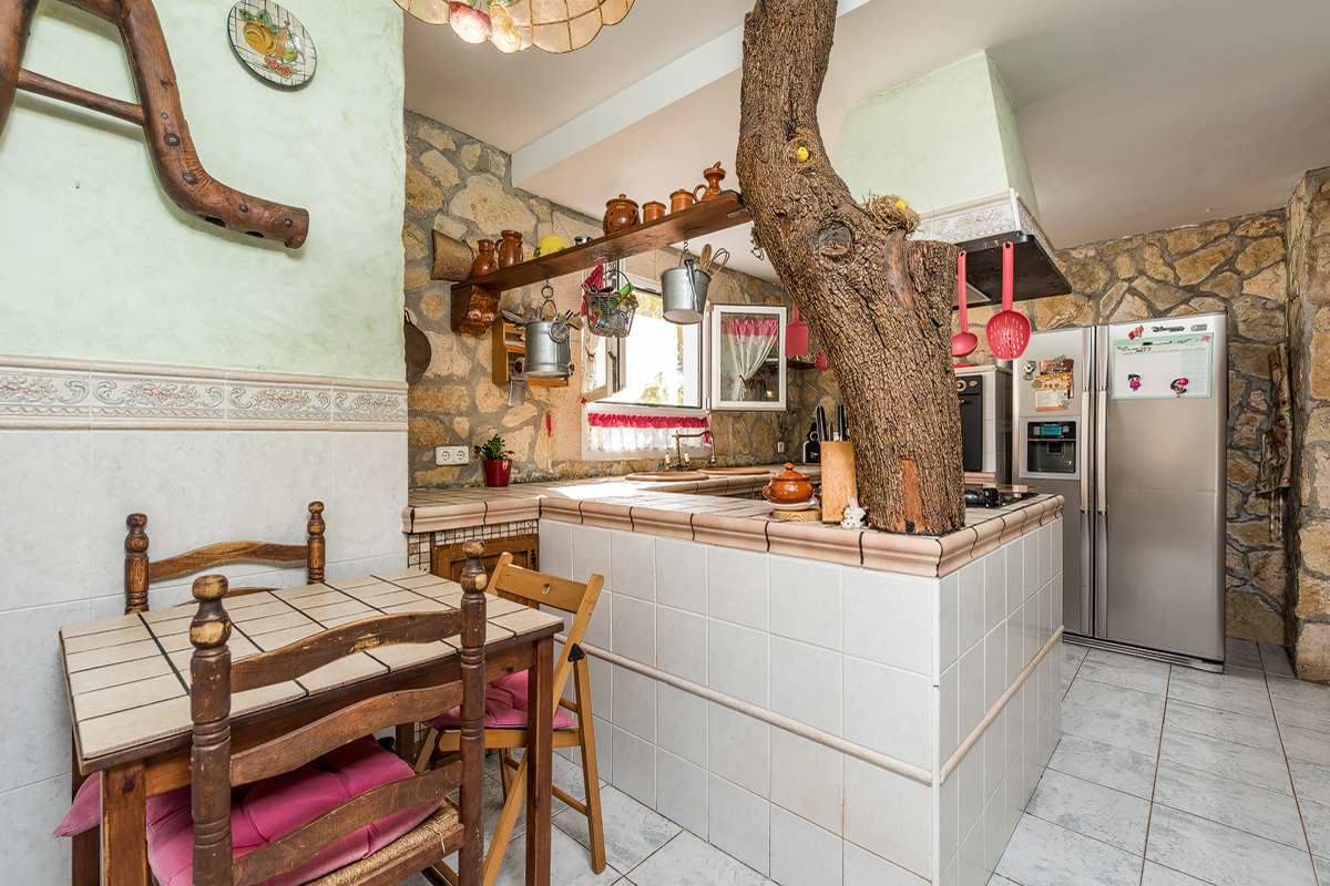 Komfortable 4-Schlafzimmer Villa mit Pool in El Toro - kaufen