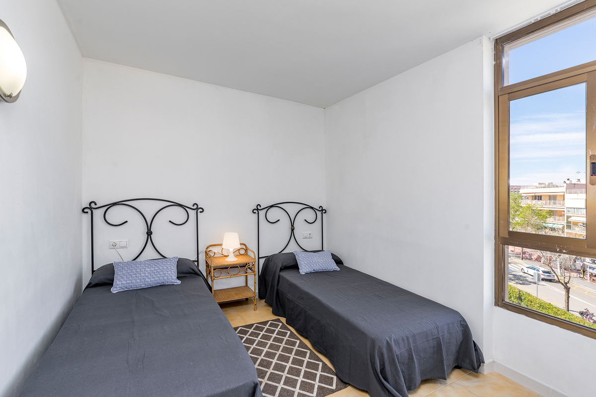 Apartment in erster Meereslinie mit 2 Schlafzimmern und herrlichem