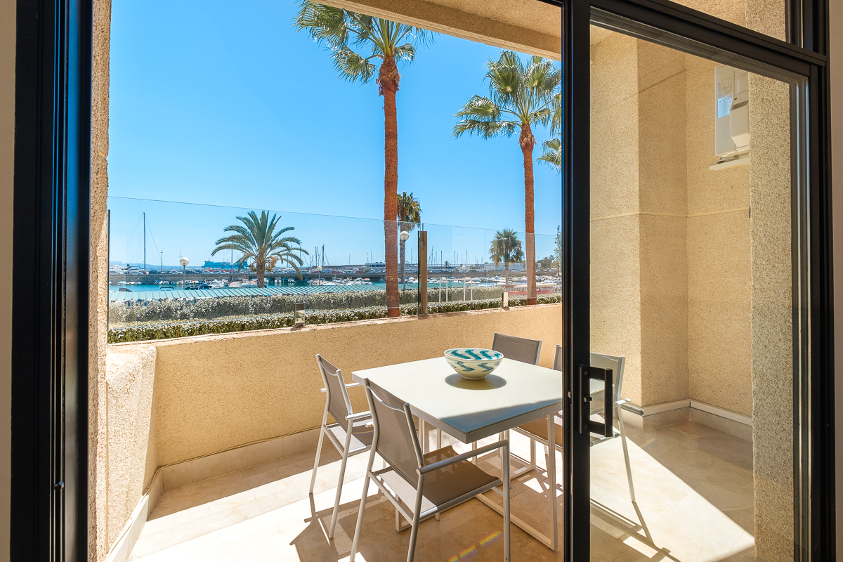 Wohnung Kaufen In Izmir Mit Meerblick