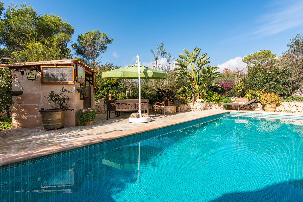 Wonderful villa with very high construction quality in Cala Santanyi