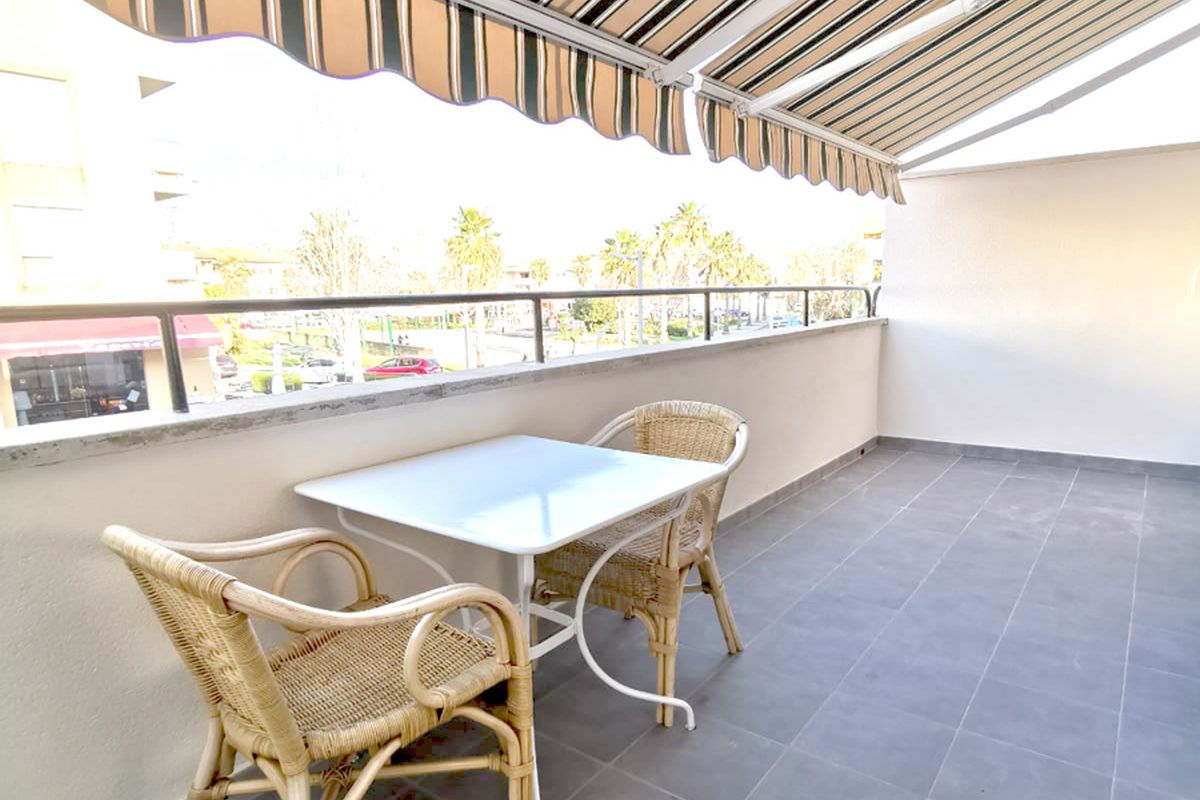 Apartamento sin amueblar con terraza en Inca - alquiler