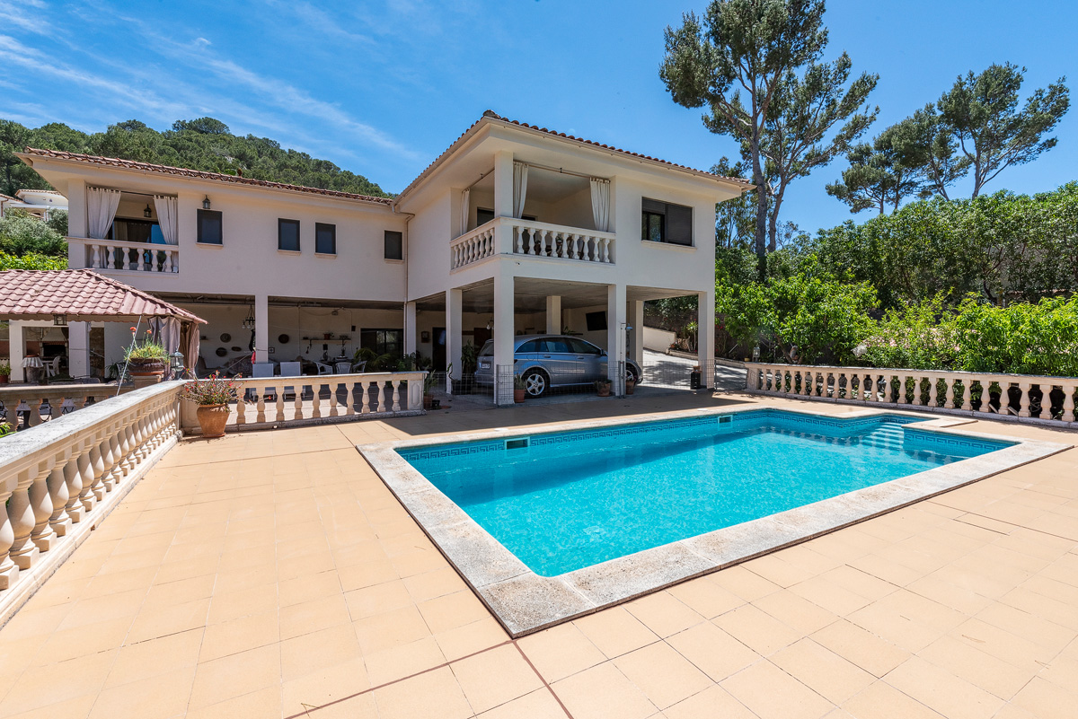 Familienfreundliches Haus mit privatem Garten und Pool in Santa Ponsa