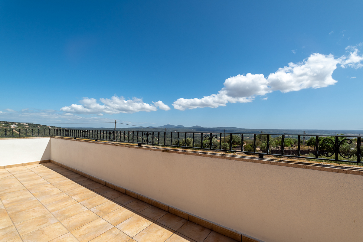 Schönes Landhaus mit Vermietungslizenz auf großem, privatem Grundstück