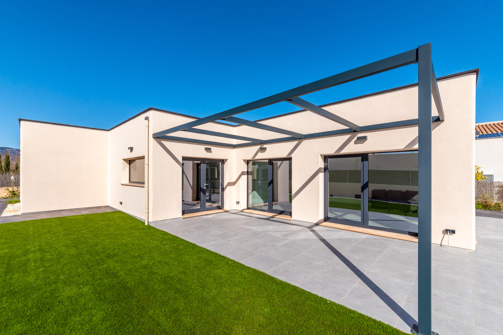 Newlybuilt bio house close to Palmafor rent