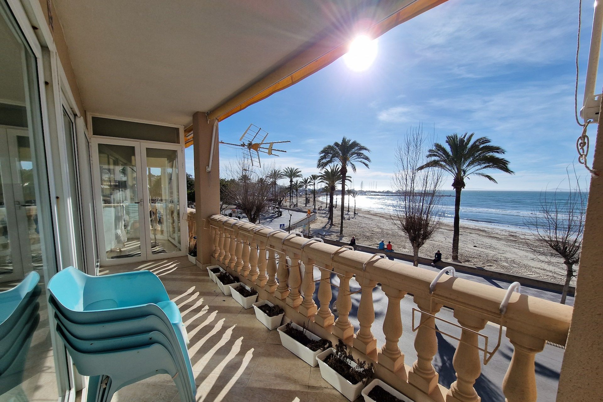 Unique penthouse on the 1st sea line on the Playa de Palma-purchase