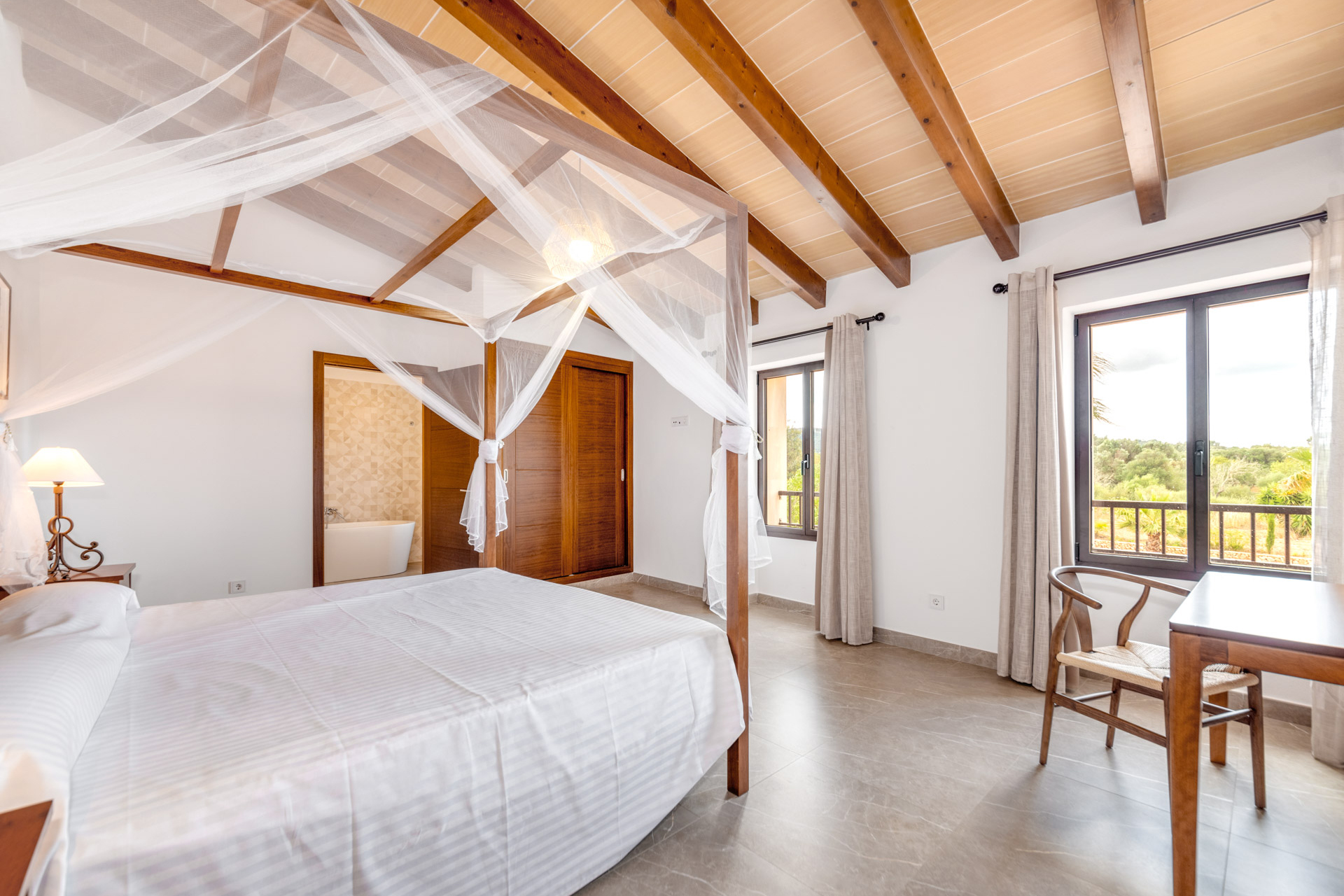 Idyllic finca in the heart of Mallorca with sauna and pool with jacuzzi