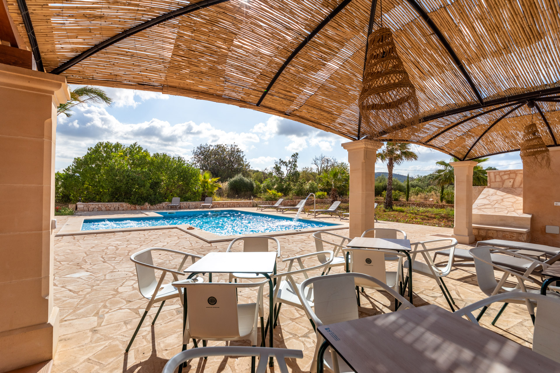 Idyllic finca in the heart of Mallorca with sauna and pool with jacuzzi